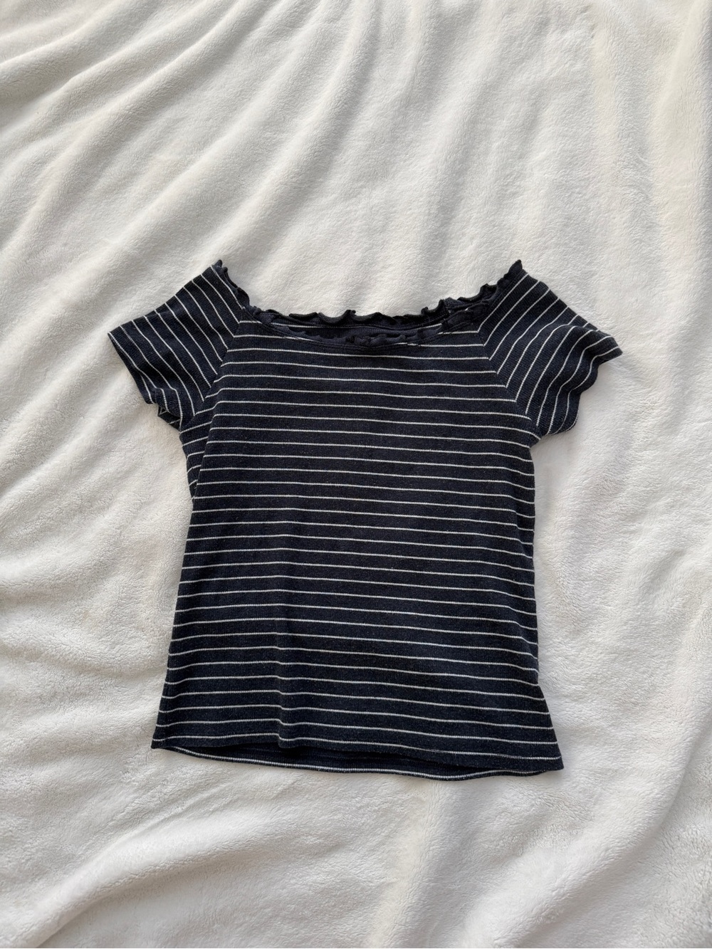 Striped Navy Blue Ruffled Neck Short Sleeve Abercrombie Girls 11/12